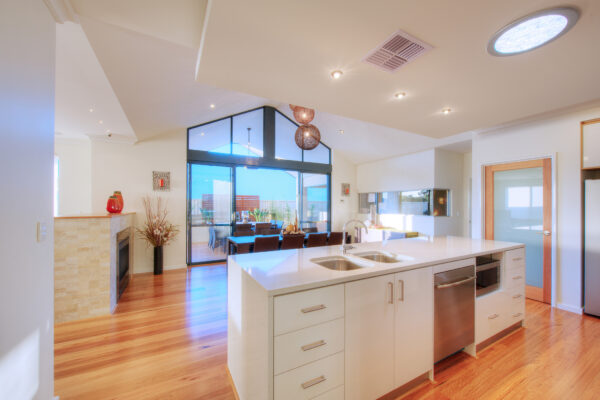 dreamstime_m_15472021